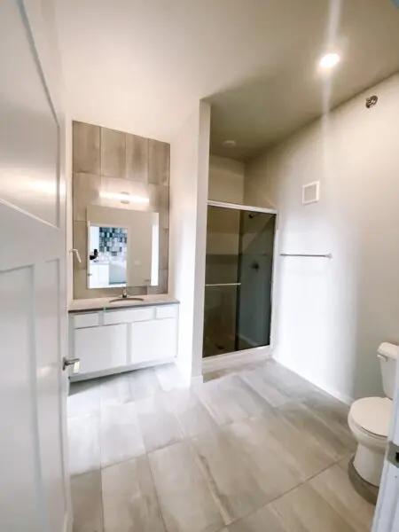 2 Bed Image 4